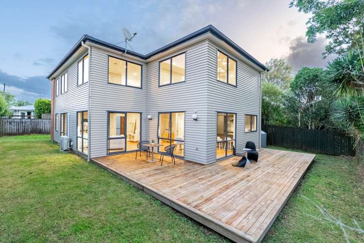 18A Enderby Drive Te Atatu Peninsula_7