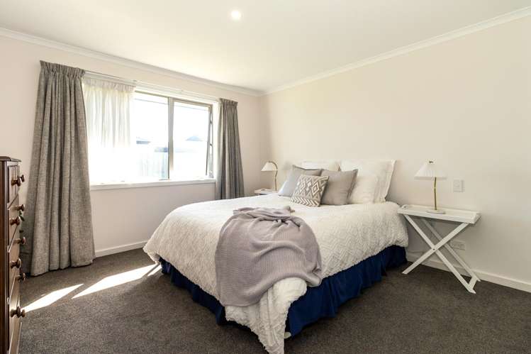 4 Redhaven Rise Netherby_20