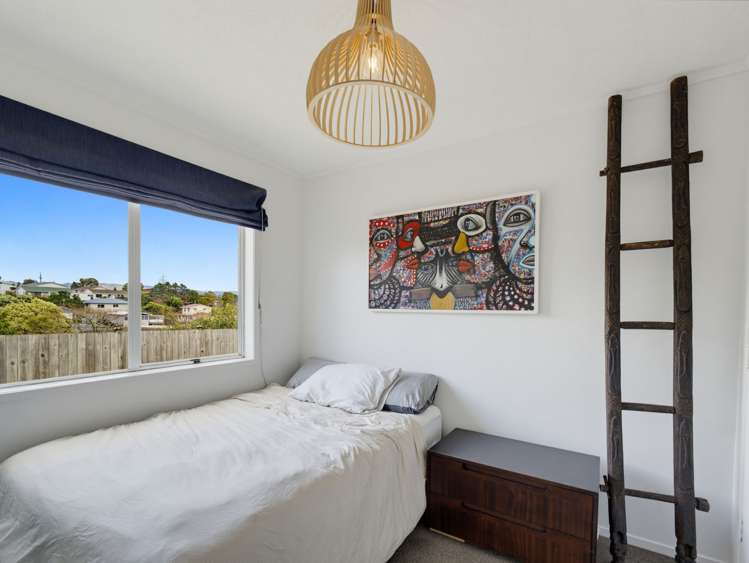 2/11 Longreach Drive Sunnyvale_12
