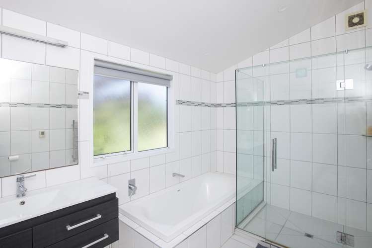 1 Forster Street Tolaga Bay_30