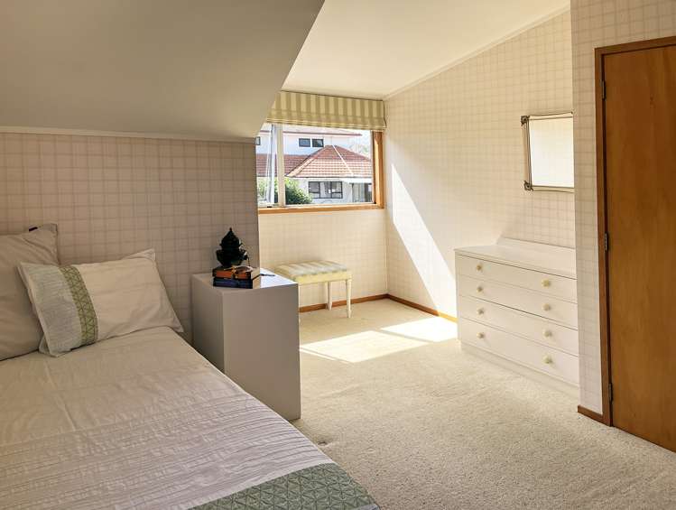 26b Mains Avenue Kensington_15