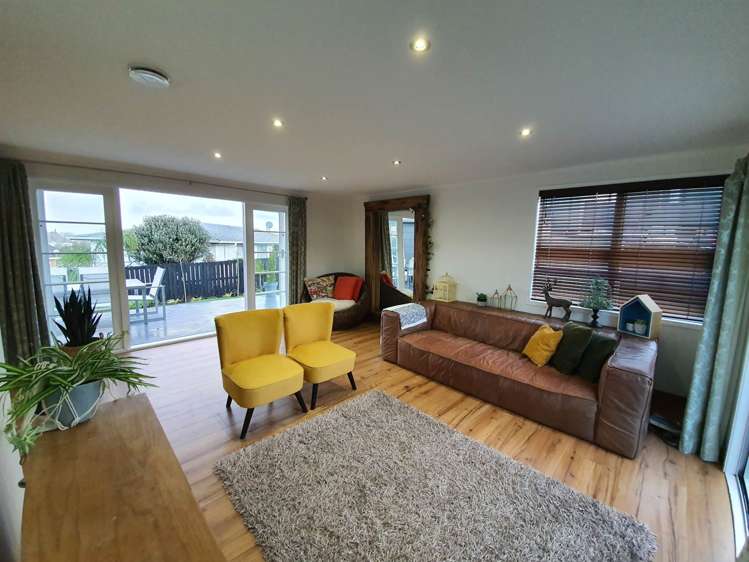 2/84 Greenslade Crescent Northcote_5