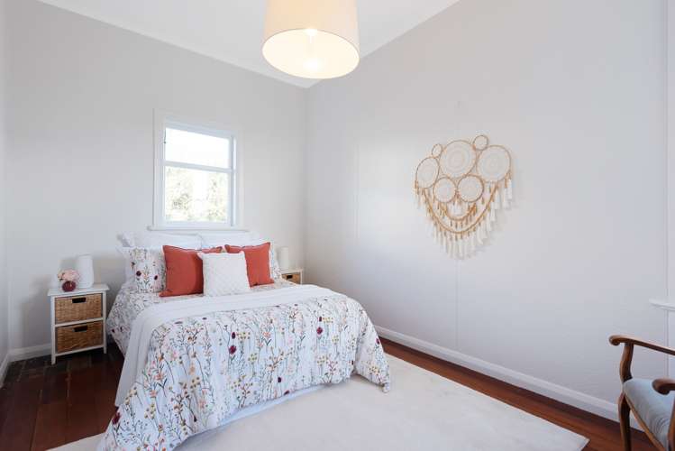 18 Dawson Street Berhampore_11