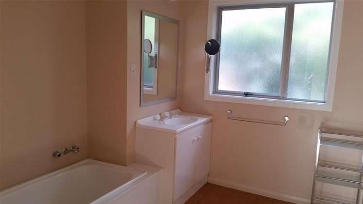 6 Gothic Place Ilam_11