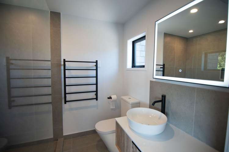 24D Homestead Road Manly_10