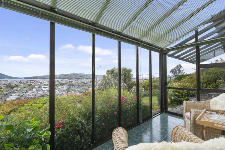 60 Easther Crescent Kew_3