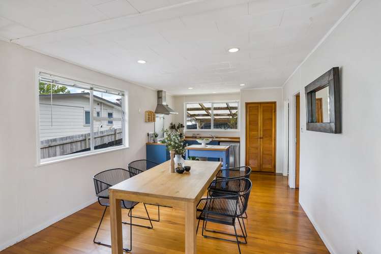 14 Fairdale Place Birkdale_14