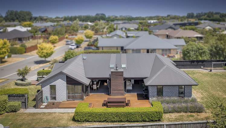 5 Simms Lane West Melton_17