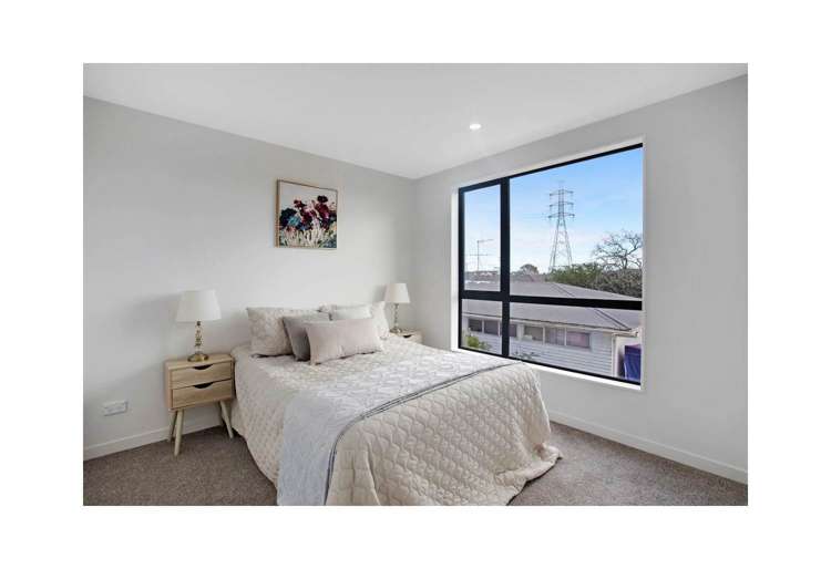 2/32 Airfield Road Takanini_2