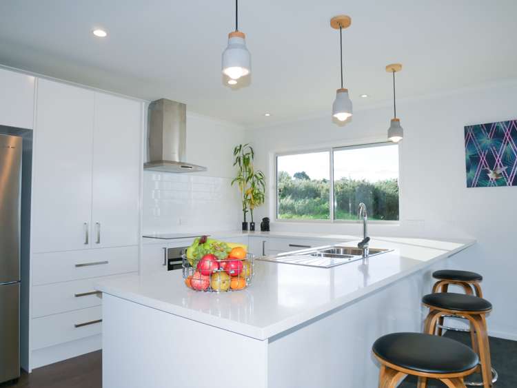 31 Pebble Beach Boulevard Kamo_6