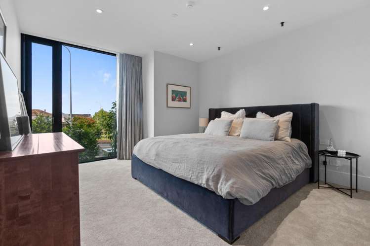 G03/1 St Stephens Avenue 1761_13