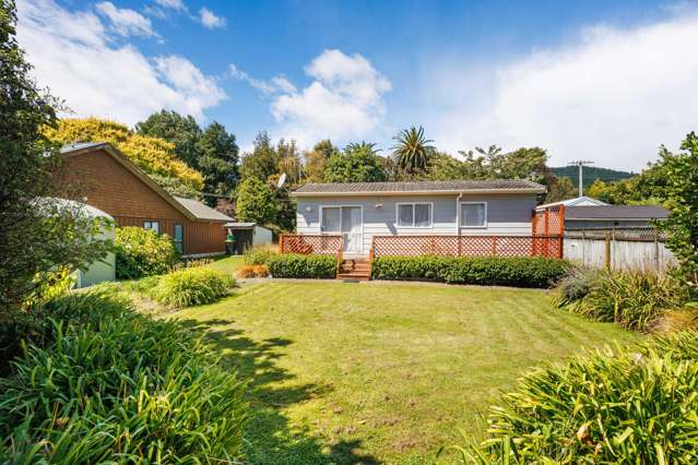 Small Home with Great Gardens