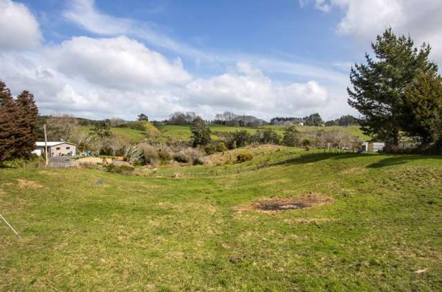 81 Victoria Street Waikino_2