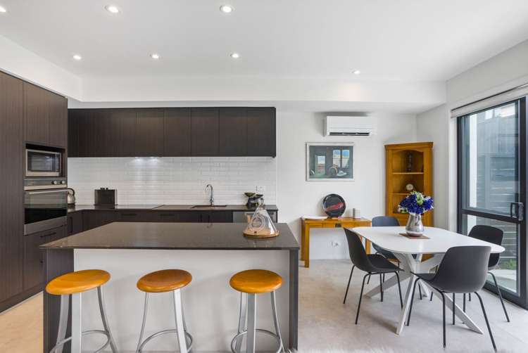 302 Jack Lachlan Drive Beachlands_7