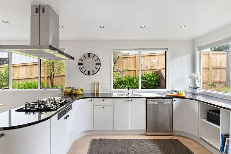 4 Bain Place Bucklands Beach_13