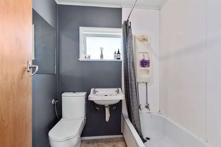 2/175 Victoria Road Devonport_12