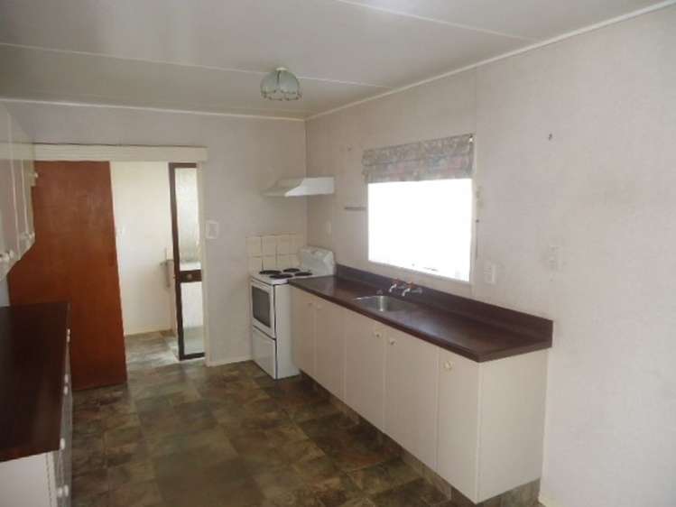 3 Myrtle Grove Putaruru_13