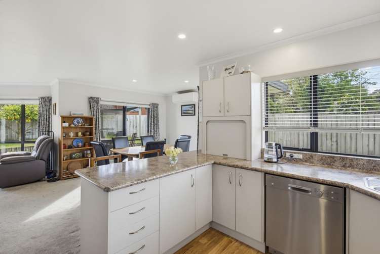 14 Sunburst Court Paraparaumu Beach_7