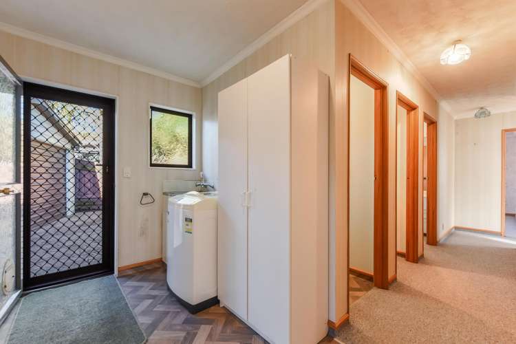 48 Farnham Drive Richmond_18