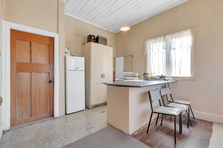 289 High Street Dannevirke_7