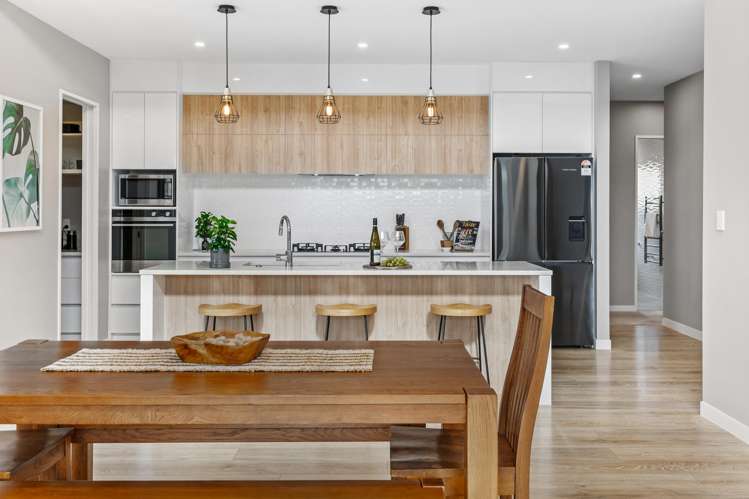 13 Floyd Road Riverhead_6