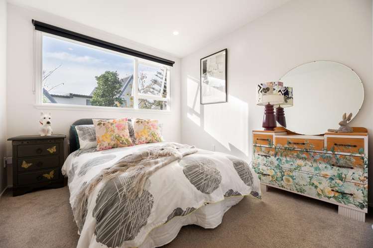 67 Renown Road Raumati South_22
