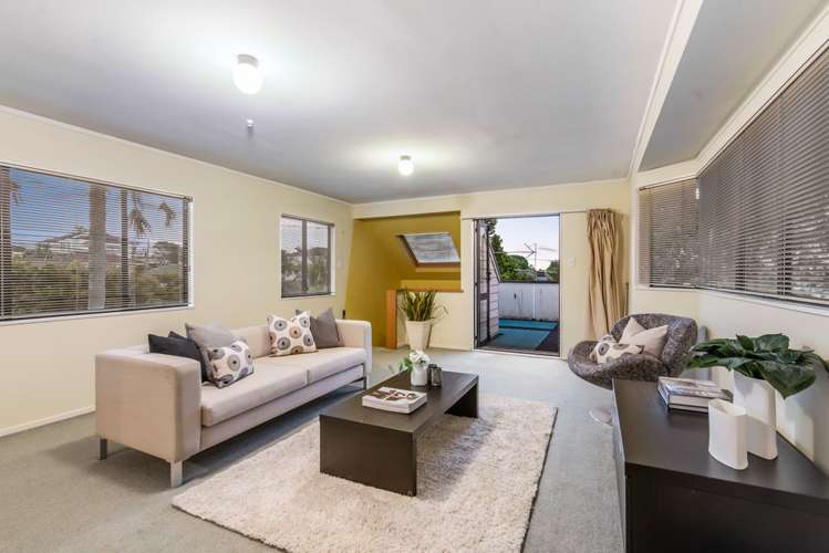 2 Mons Avenue Mount Roskill_13