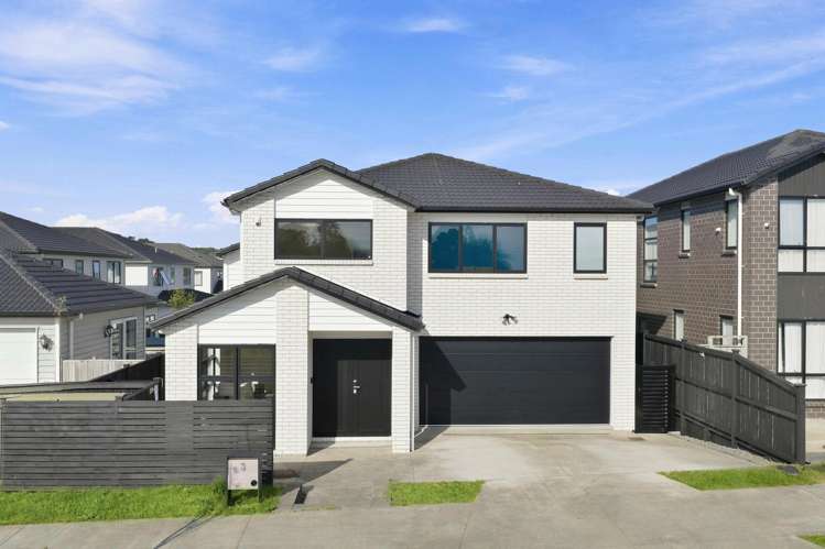 3 Golden Avenue_0