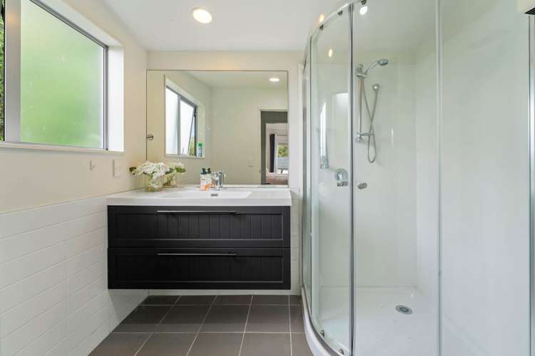 38a Sequoia Place Sunnynook_10