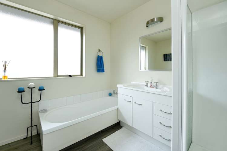 12 Saint James Avenue Richmond_14