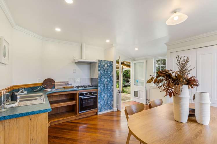 158 Bethells Road Bethells Beach_13