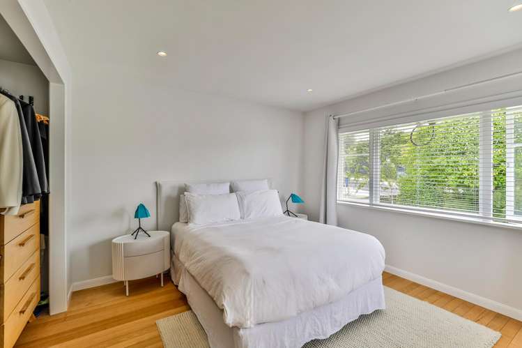 63 Tiroroa Avenue Te Atatu South_11