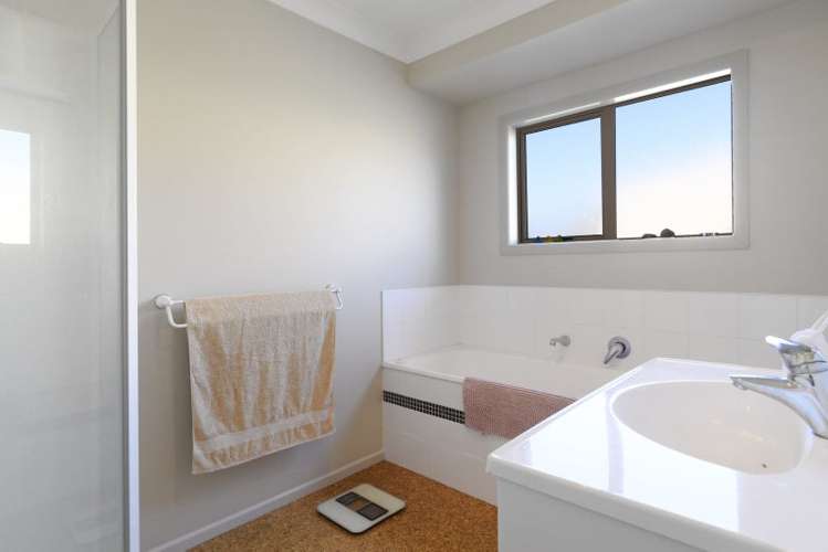 21 Lockington Road Aongatete_18