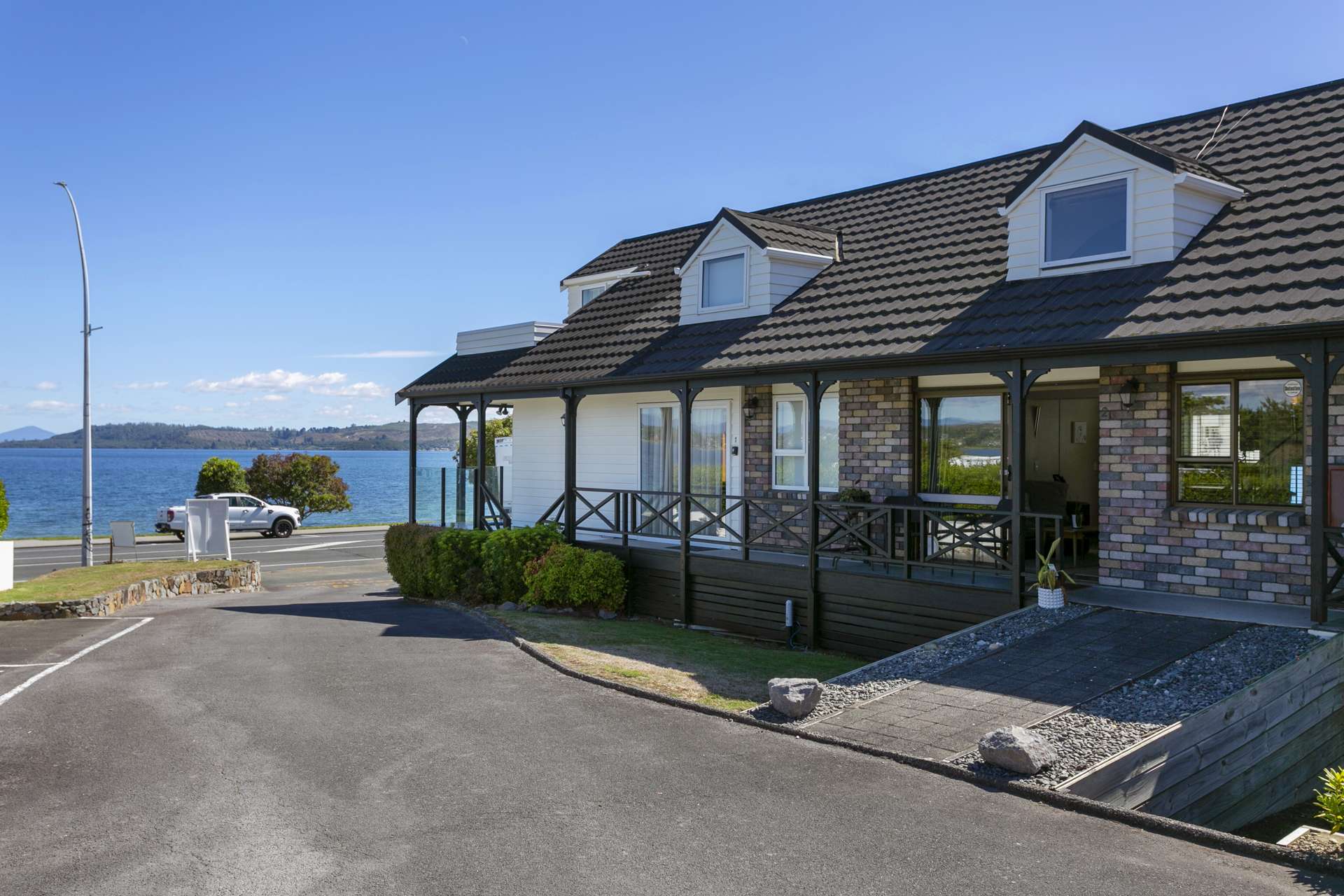 2/116 Lake Terrace Taupo_0