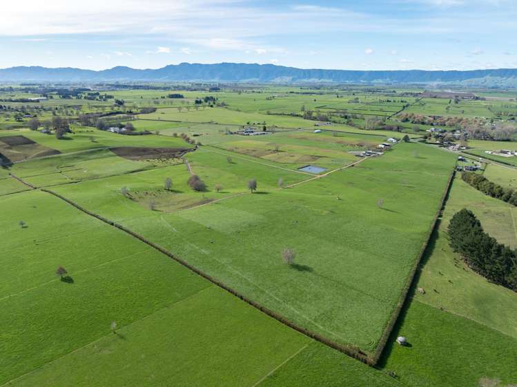 1 Gunn Road Matamata_32