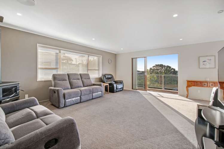 33 Surf Road Stanmore Bay_7