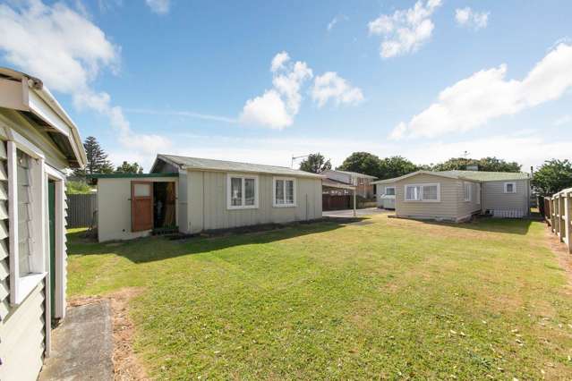 13 Preston Avenue Mount Albert_1