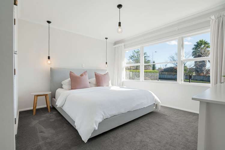 3 Russleigh Drive Dinsdale_14