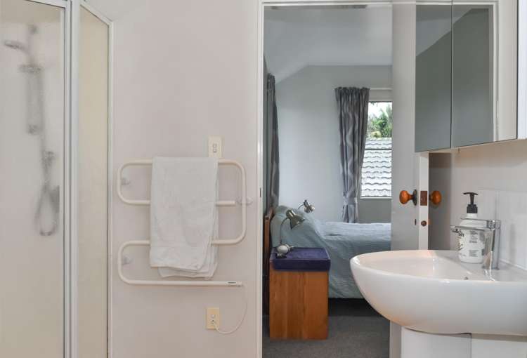2 Smylie Close Ohauiti_13