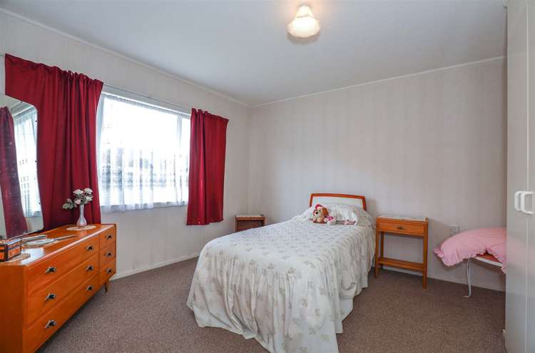 14 First Street Waihou_10