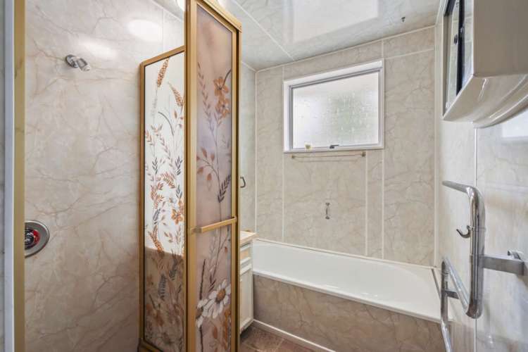 1/10 Nyoli Street Northcote_15