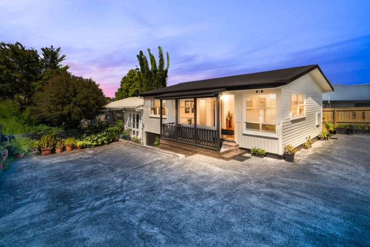 2/8 Ozich Avenue Te Atatu South_9