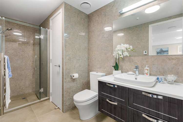 75 Panorama Heights Orewa_13