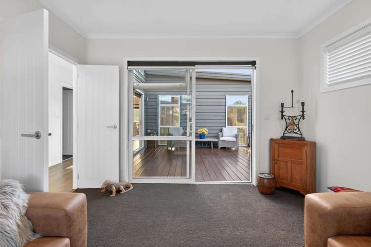 8 Celmisia Retreat Papamoa Beach_18