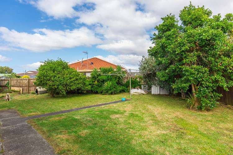 20 Adel Place Manurewa_10