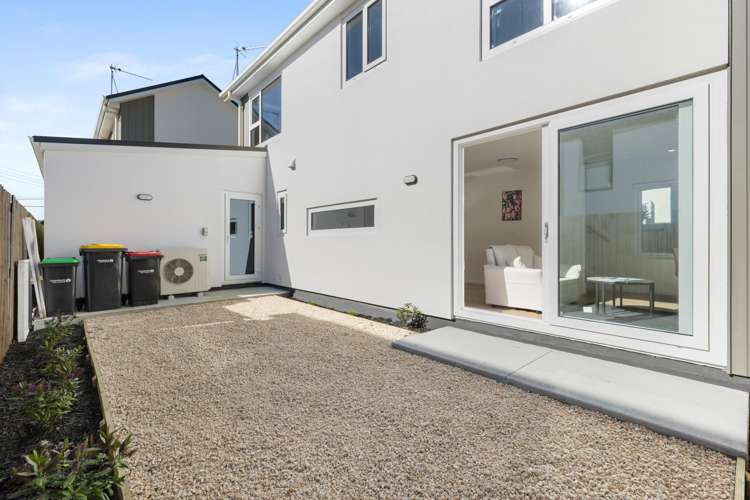 2/61 Waltham Road Sydenham_12