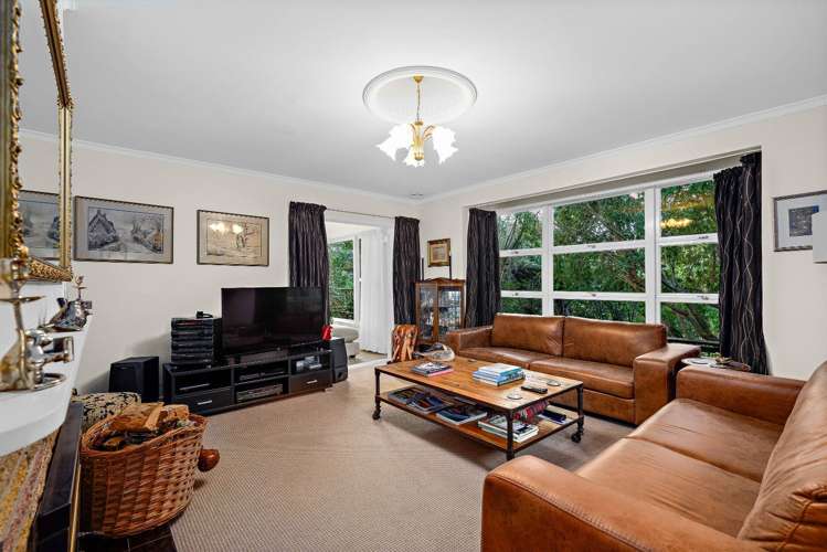 198 Birdwood Road Massey_3