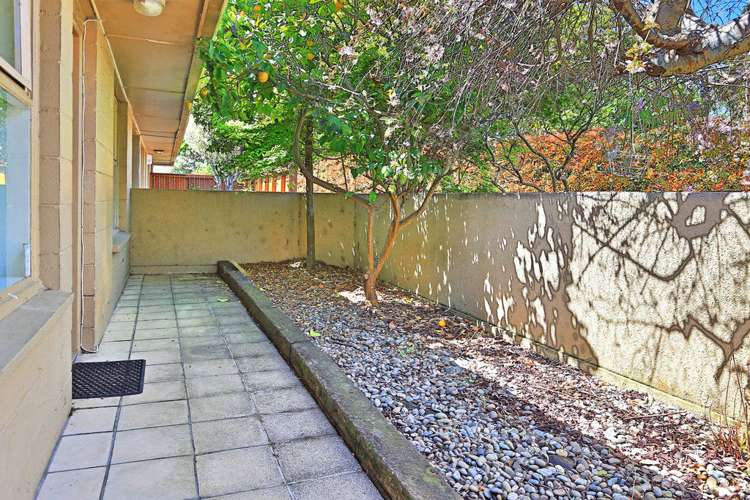2/23a Rutland Road Mount Wellington_10