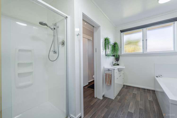 21 Sherratt Street West End_19