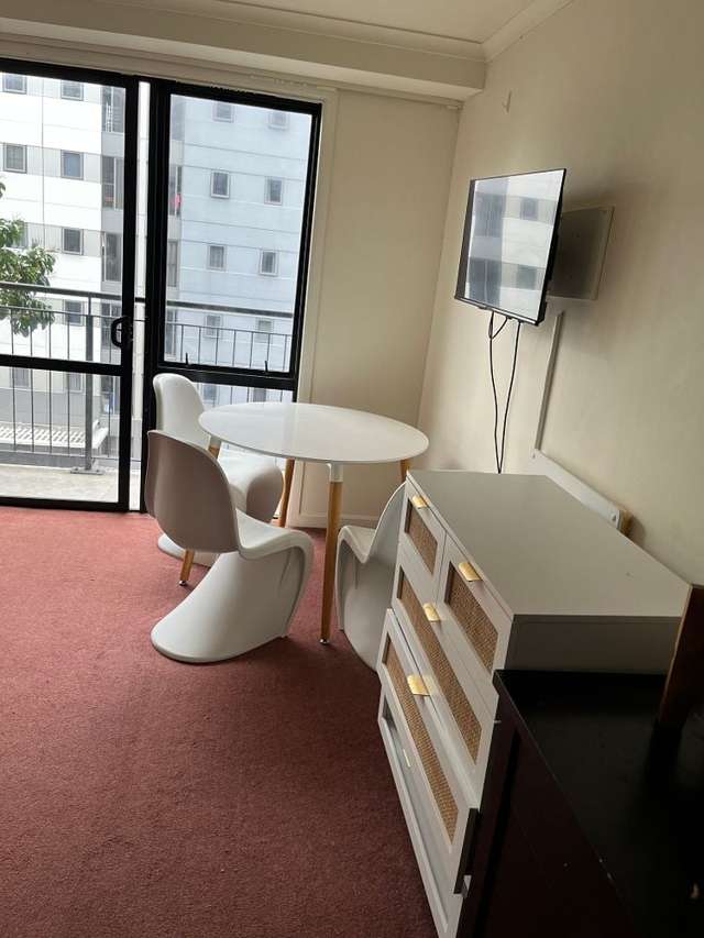 4J/508 Queen Street Auckland Central_4